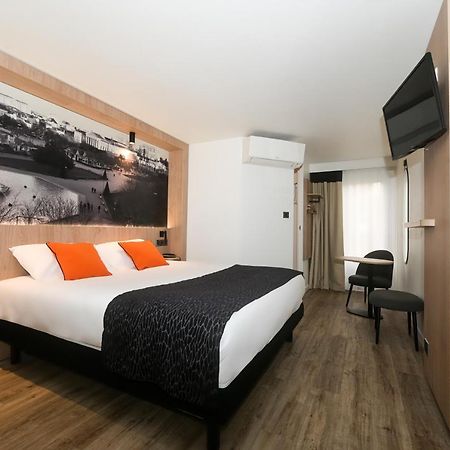 Logis Angers Sud Hotel Buitenkant foto