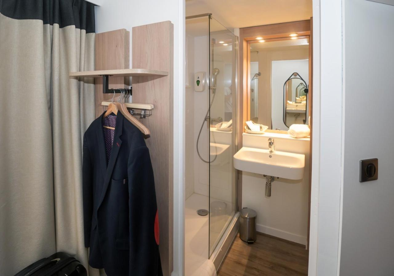 Logis Angers Sud Hotel Buitenkant foto
